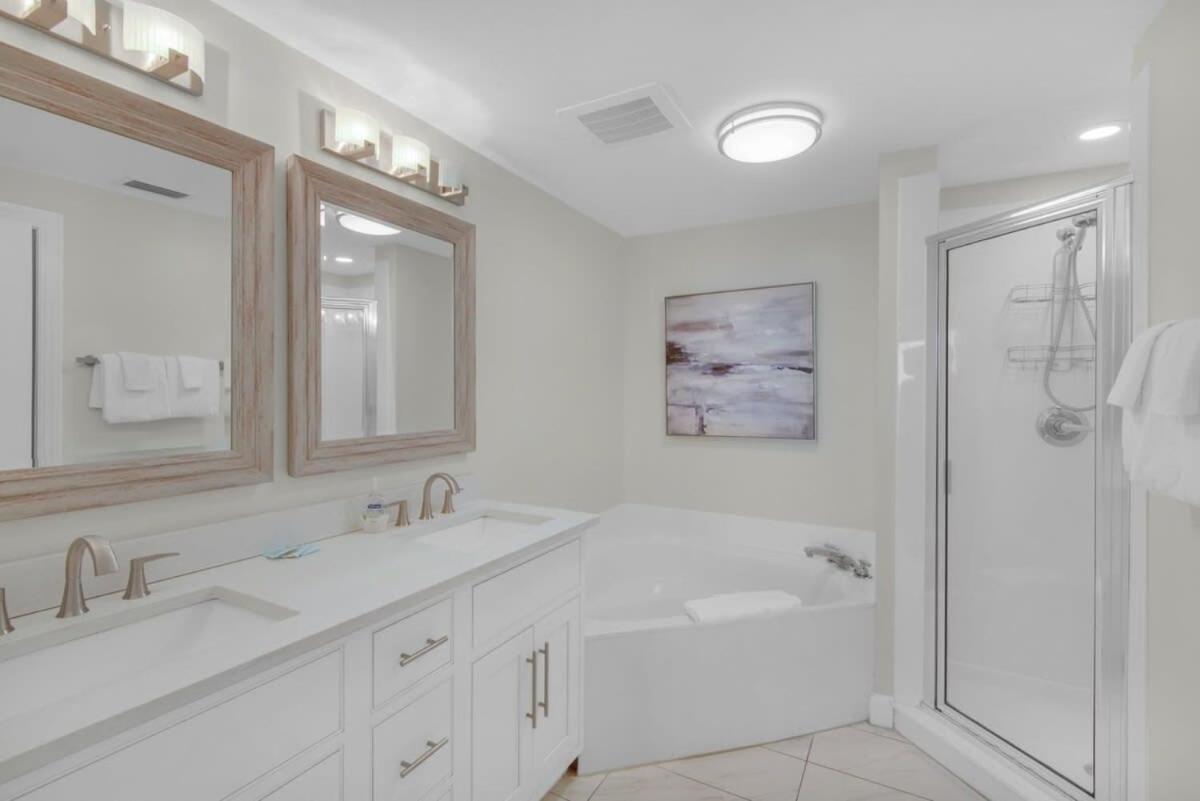 Brightly Furnished Beachfront Condominium By Brightwild Panama City Beach Ngoại thất bức ảnh